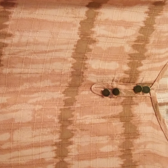 Pink/Rust printed  MAURICES short sleeve top - Picture 3 of 5